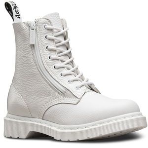 DOC MARTEN’S 1460 PASCAL WOMEN'S LEATHER ZIPPER LACE UP BOOTS